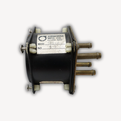 Gyro suction indicator P/N 1G5-4 – top view, used avionics instrument with EASA Form 1