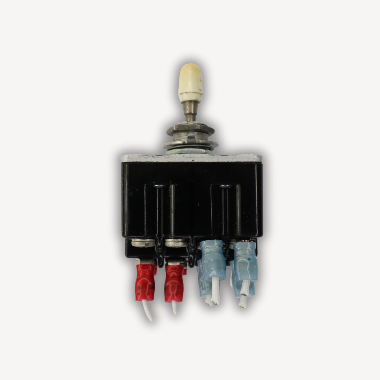 Aircraft toggle switch MS27406-3 – front view, used serviceable, EASA Form 1