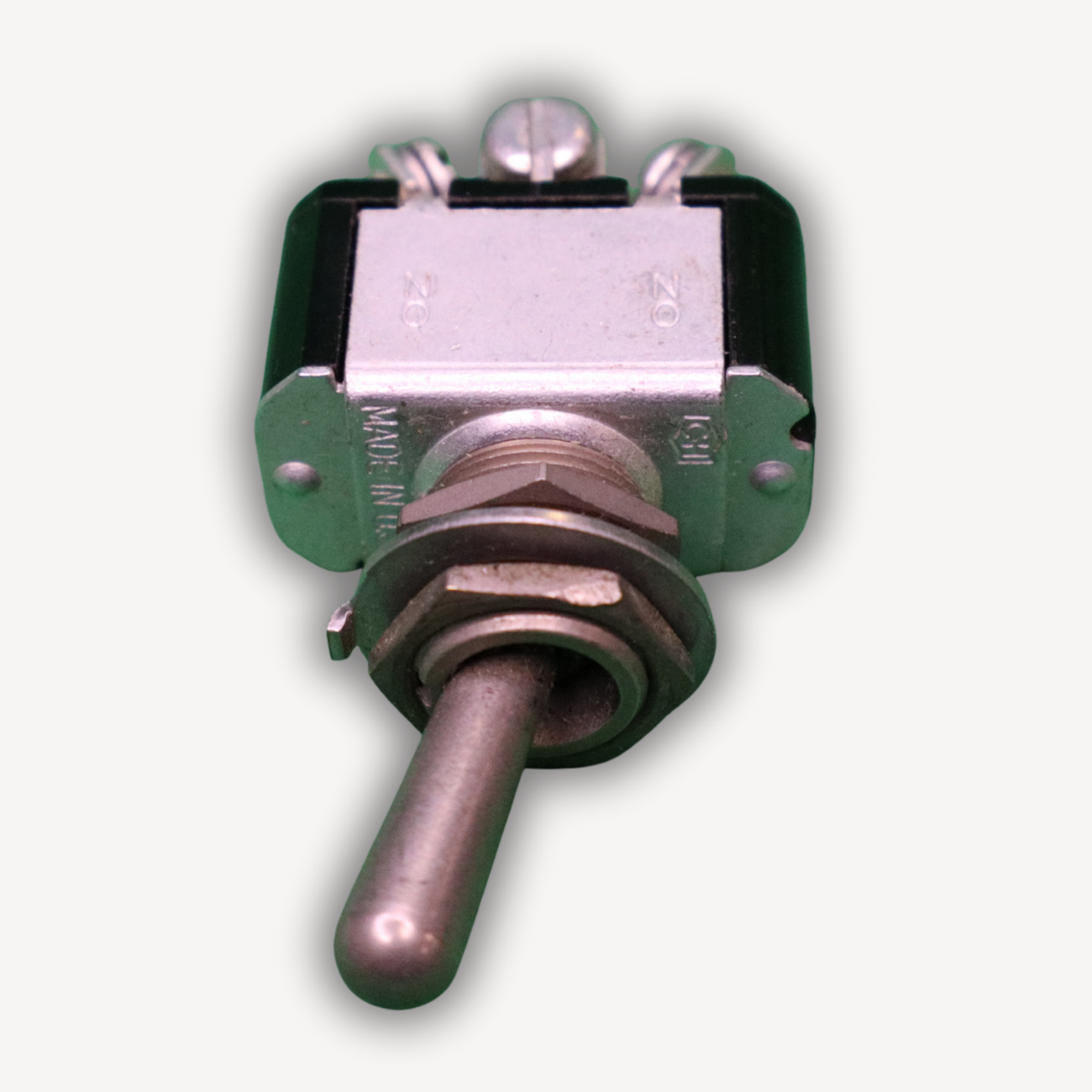 MS35058-23 aircraft toggle switch – used serviceable condition, EASA Form 1 certified